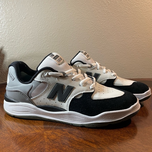 New Balance Tiago Lemos 1010 - Picture 1 of 4